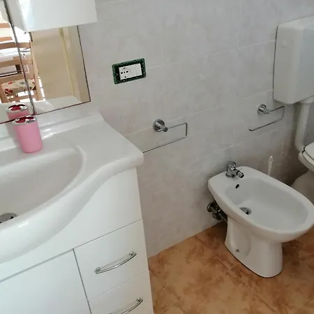 Casa vacanze Casa 200 Mt A Piedi Spiaggia, Wifi Barbecue Clima Parcheggio *