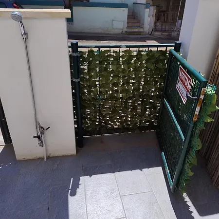 Holiday home Casa 200 Mt A Piedi Spiaggia, Wifi Barbecue Clima Parcheggio Lido Marini